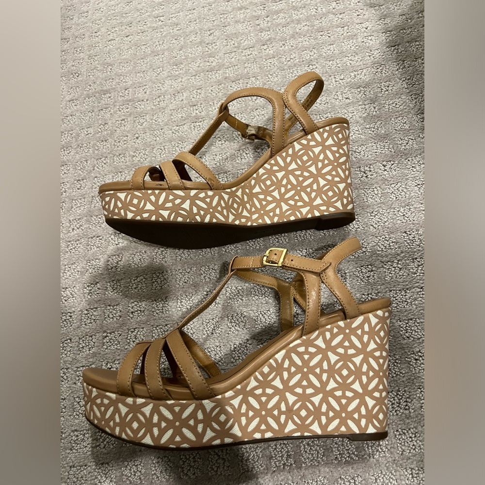 Clarks AMELIA AVERY Beige Wedges